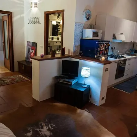 La Casa Di Pietra - The House Of Travelers