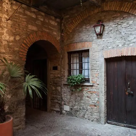 La Casa Di Pietra - The House Of Travelers * Como